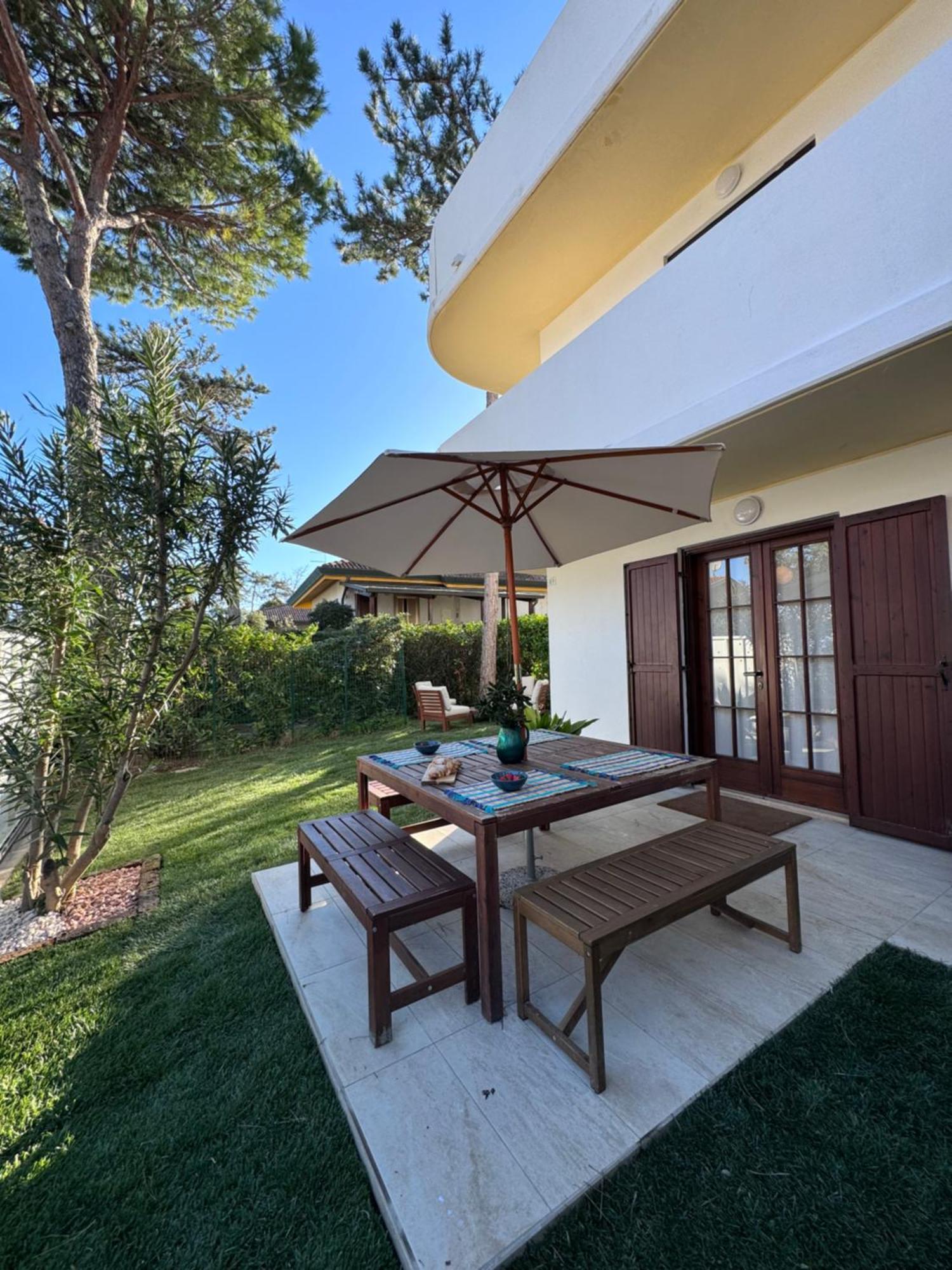 Villa Vittoria Lignano Sabbiadoro Exterior foto